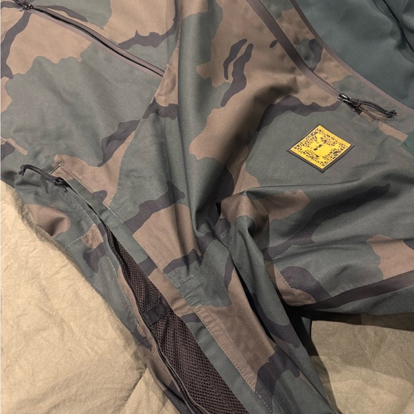 OAKLEY CAMO TC GUNN 2.0 RC SHELL JACKET - Picture 8 of 9